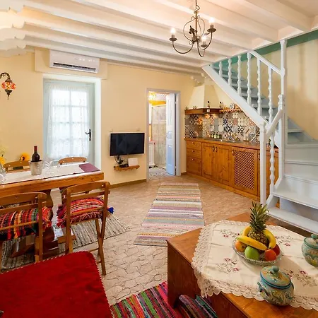Giorgos' Old Story 2Bed Stone House With Private Hamam In The Old Town Villa Rhodes City Exterior foto